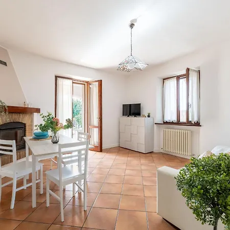 Italian Experience- Acacia Apartamento Loreto